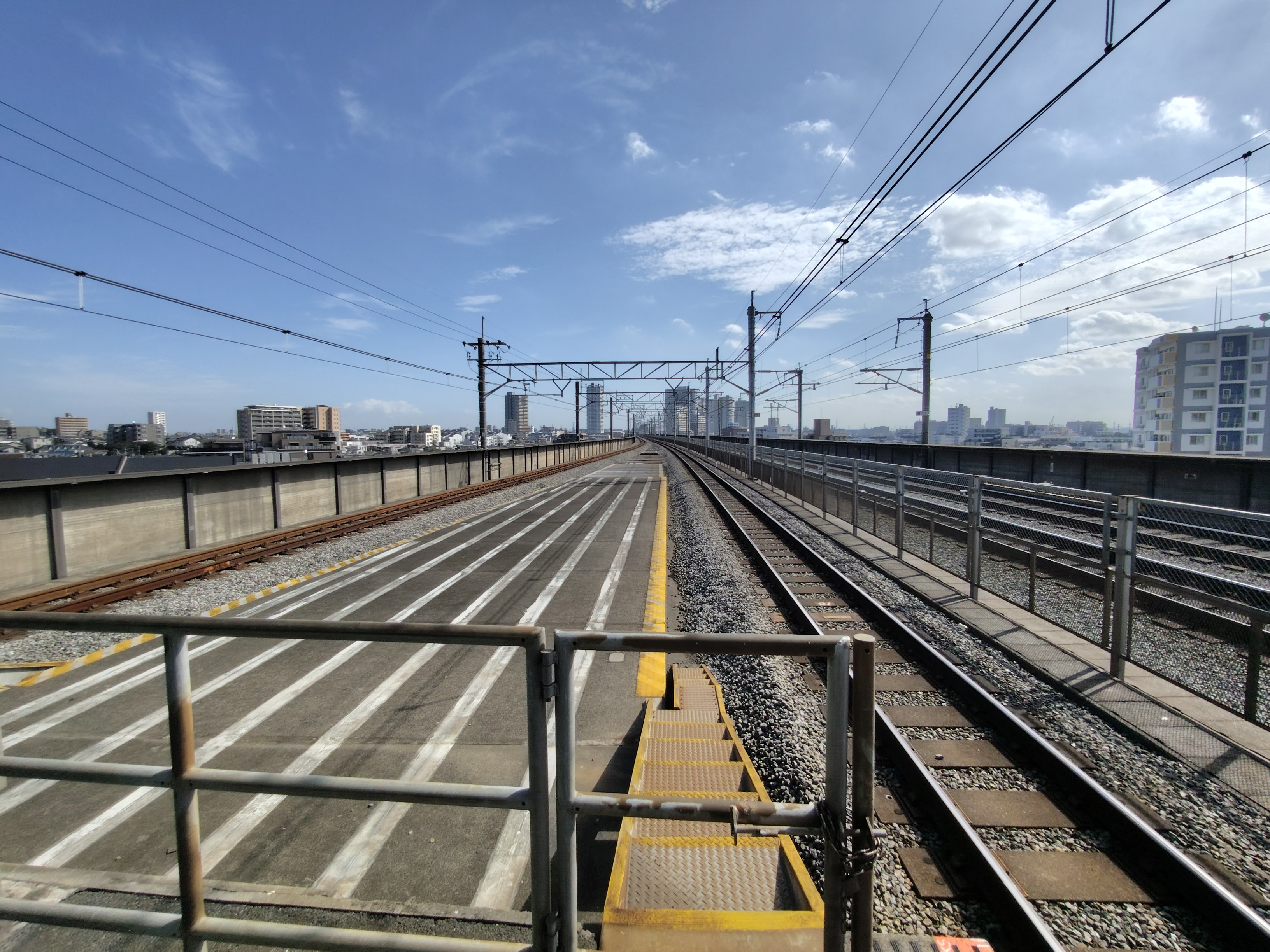 AQUOS sense8の超広角（昼間）